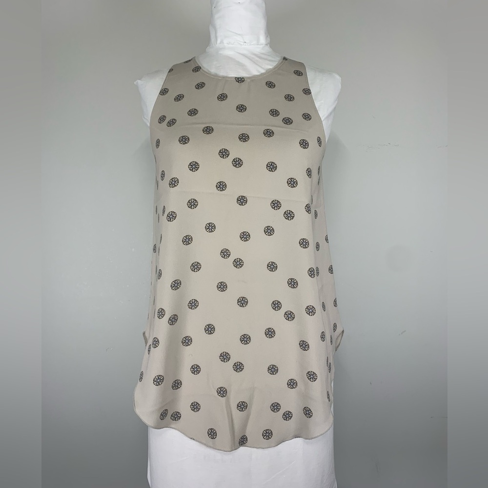 Wilfred Aritzia Medallion Print Sleeveless Blouse with Back Zip - Size Small